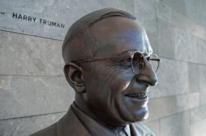 harry truman, statue, truman library, truman statue, president harry truman, missouri president, president of the united states, truman bronze, truman sculpture, us president, american history, american president, harry truman, harry truman, harry truman, harry truman, harry truman, truman library